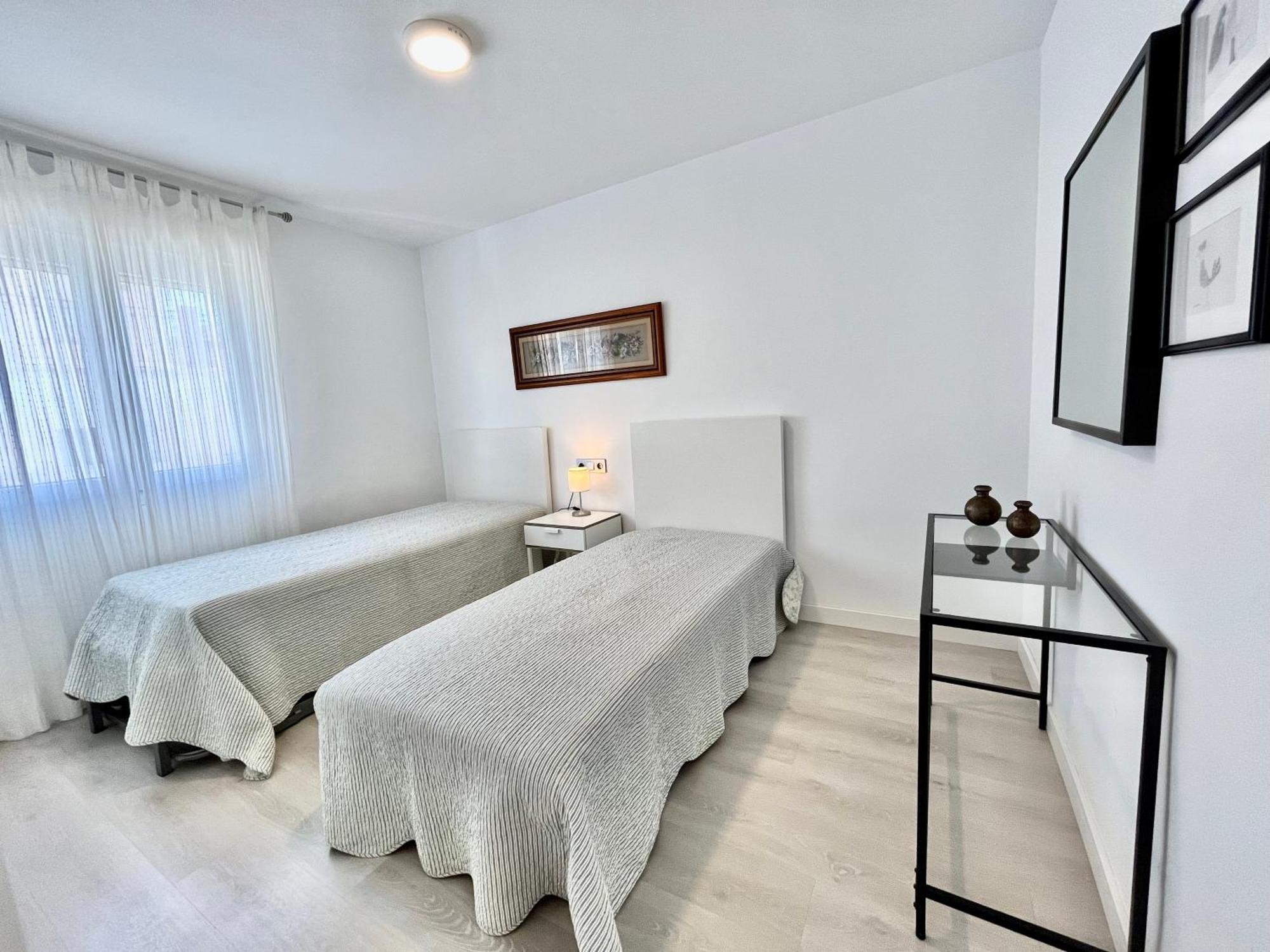 Apartamento De Playa Reformado Rincon de la Victoria Exterior photo